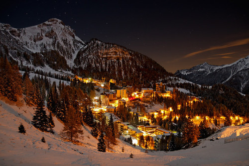 Foppolo by Night | Foppolo, Lombardy, Italy© Pierpaolo.