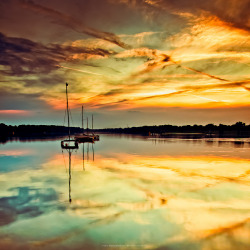 caffe-vienes:  Boats and Clouds (by Marc Benslahdine)  oye, un día voy a tener un barco.