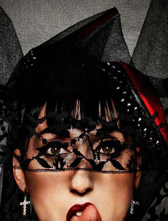 muchomucho:  rossy de palma Ph: Txema Yeste 