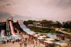 ohheyitsleonard:  I went here like 3 times a week last summer :) Riptide racer! 