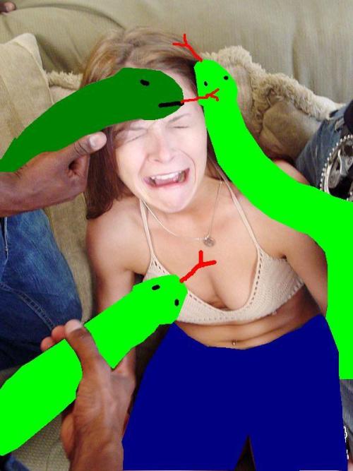 blameaspartame:  “snakes” 