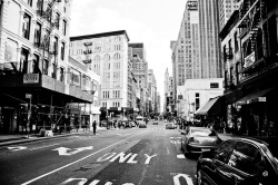 black-and-white:  New York 2010 (by christophe