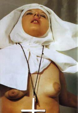 tastefulpleasures:  addsubtract:  nun fetish