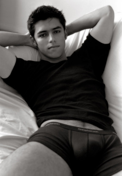b0y-for-pele:  I want this. In my bed. Immediately. 