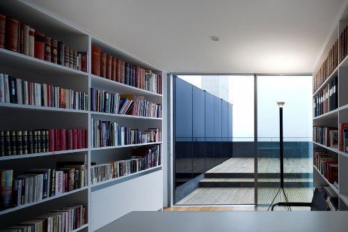 micasaessucasa:  Skim Milk: Warborn Apartment by Caiano Morgado Arquitectos | Design
