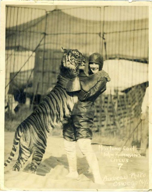 antipahtico:  Miss Lone Carl & Friend ~ John Robinson’s Circus