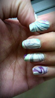 bustitmaeby:  nail marbling attempt numero