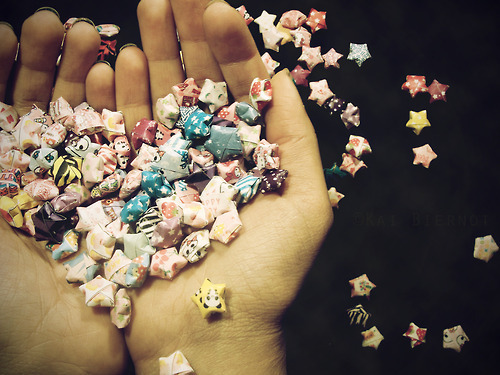 paintmegreeen-:  Someone teach me how to make these? )0: 