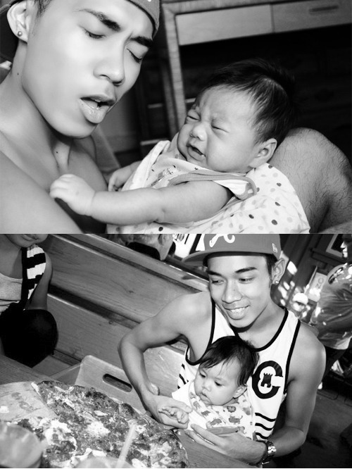 nicolasaur:  a guy who loves kids :) 