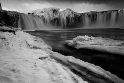 theworldwelivein:  Goðafoss, Iceland © Andri