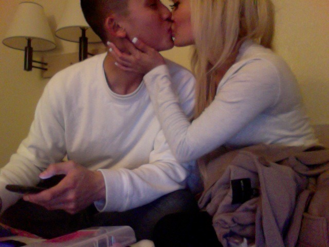 thedannyboi:  jennyynguyenn:  Exactly 5 months since my boyfriend left to the army.