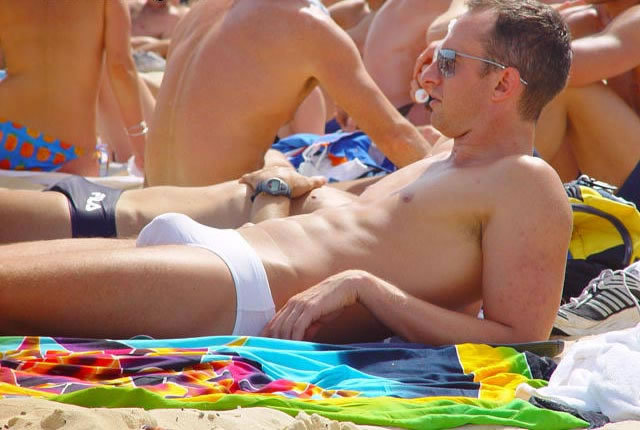 briefsgalore:  Every day new hot guys showing off their body in briefs or speedos! Check