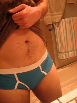 fortheloveofhairy:  me! 