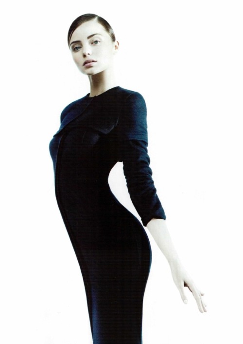 fbspin:  missing the wings. one more time: Natalia Vodianova for Etam Spring 2010 Campaign 