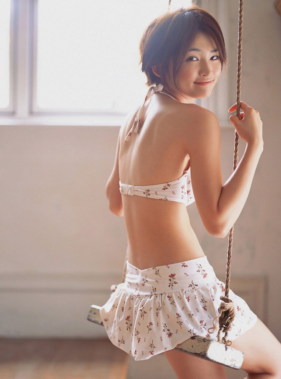 kawaii-sexy-love:  Rei Okamoto 岡本玲  7be:  岡本玲