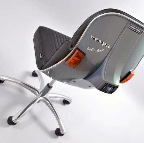 Vespa seat