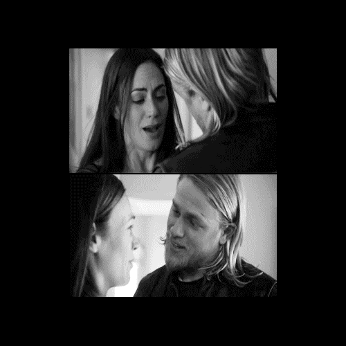 deepertheroots:Tara: I’m gonna want a baby or two.Jax: Jesus Christ! Sons of Anarchy, 211 - Service