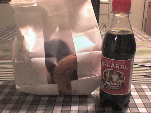 Sex Donuts & Julmust. I think it’s pictures