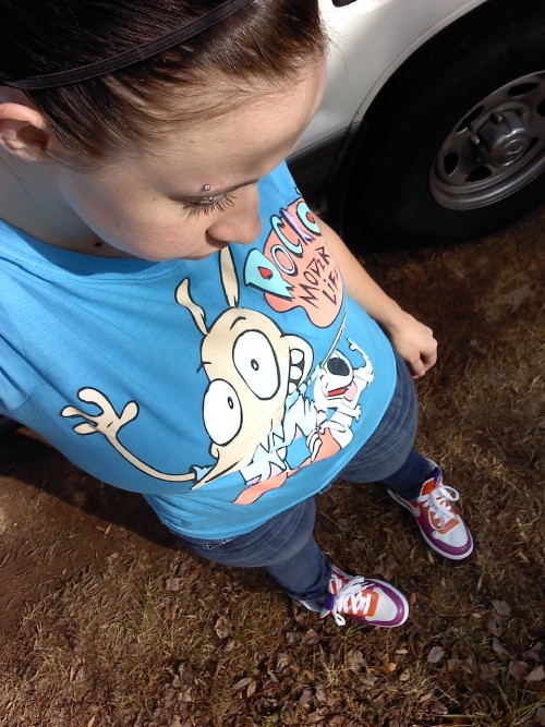 theredprint:  Rocko’s Modern Life shirt. I love it. 