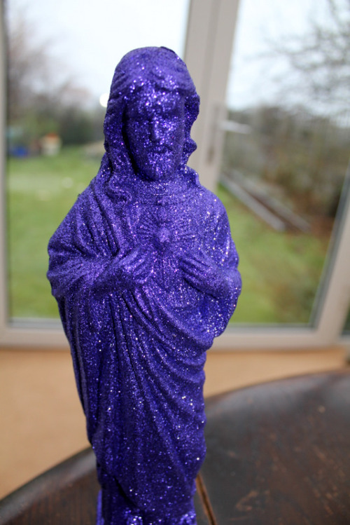 Jesus Saves. A fantastically kitsch glittery Jesus moneybox for £2 in the Paperchase sale.