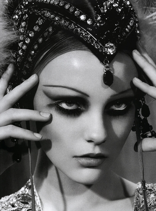 ° ☾ ° 　¸. ● ¸ .　Sputnik Sweetheart　★.　.　¸ .