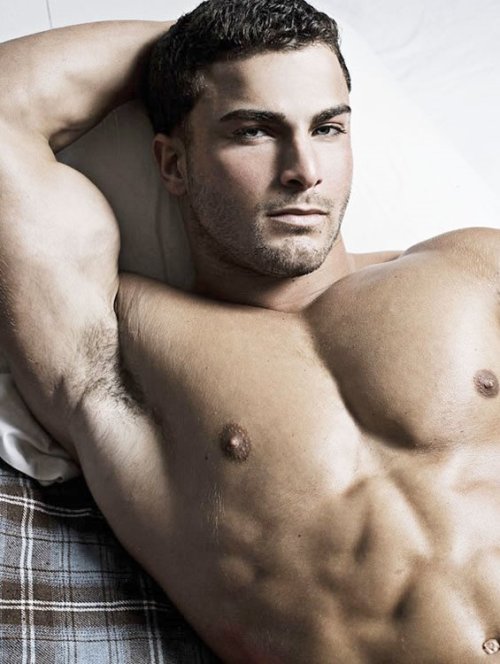 daviddust:  Alex Pirolozzi