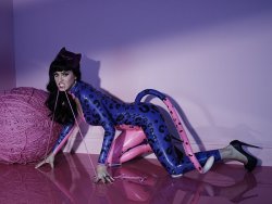 katyperrylately: NEW “PURR” fragrance photoshoot outtake