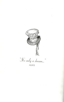 Artpixie:  Aiw Graphic Novel - Alice In Wonderland (2010) Photo (16972831) - Fanpop
