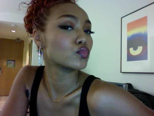 ban-fear:  Crystal Kay is so beautiful! 