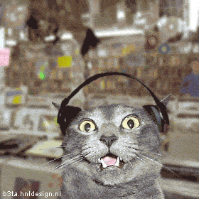 Escuchando música...