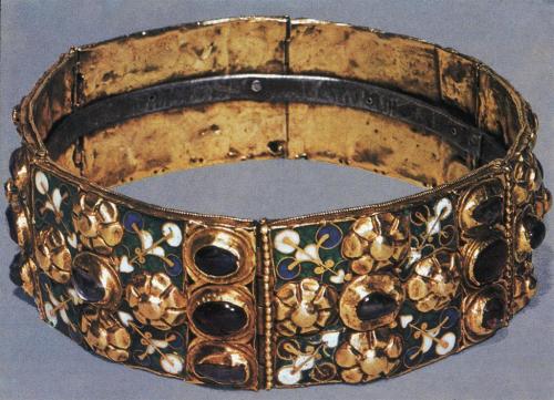 fairytalesandfrills:Iron Crown, Carolingian, 9th C. A.D