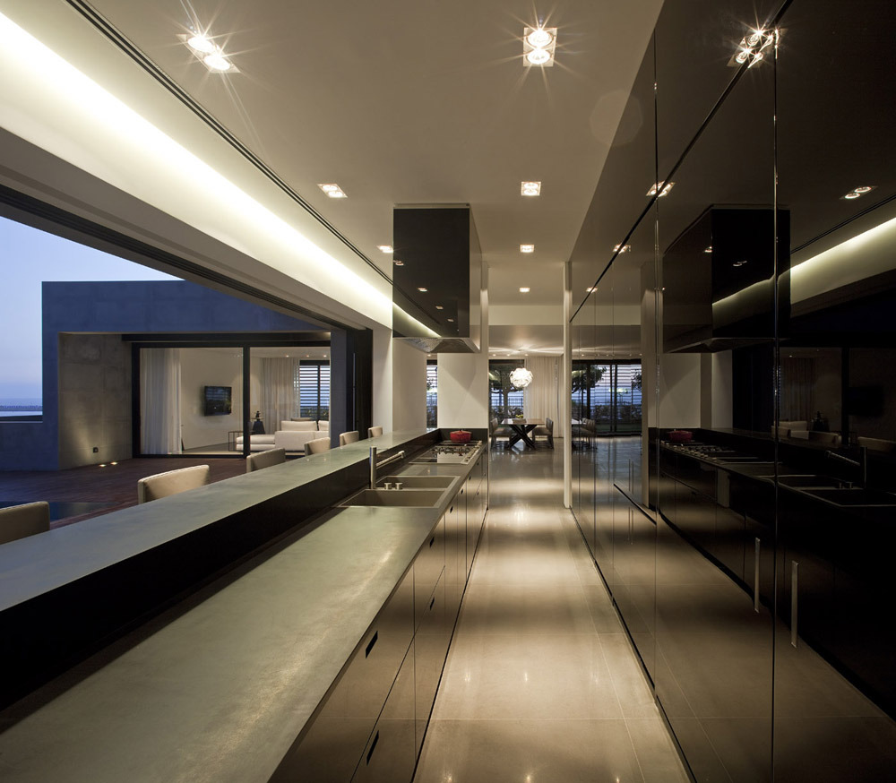 meumoleskinedigital:  Hezelia House, Hezelia - Israel (2007-2010) by Pitzo Kedem