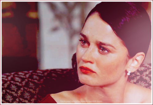 fuckyeahshiphappens:  Why oh why so pretty, Robin? No one cries more beautiful than Robin Tunney.