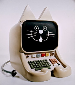 humancomputer-blog1:computers made for cats look like cats