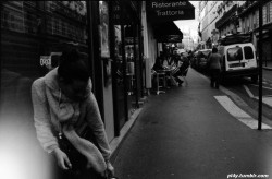 refugado:  pl4y:  Canon A-1, Paris, France.