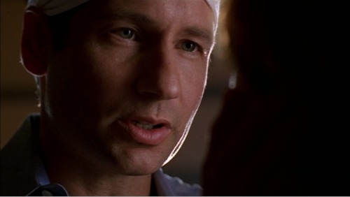 earsinyrheadphones: Mulder: Scully, I was like you once - I didn’t know who to trust. Then I&h