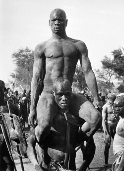 idroolinmysleep:  George Rodger, Nuban wrestlers,