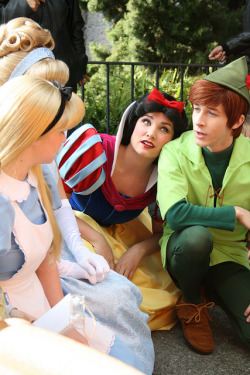 fuckyeahwendydarling:  i think this is probably my favoritest Disney picture ever &lt;3  