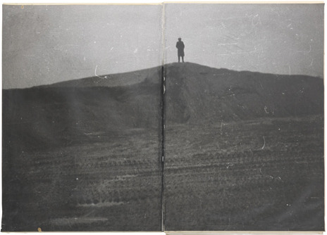 rerylikes:
“ Anselm Kiefer. Siegfried vergißt Brunhilde, 1969
@ galerie Yvan Lambert
”