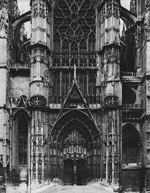 fuckyeahgothiccathedrals:  Cathédrale Saint-Pierre de Beauvais, France (1225) 