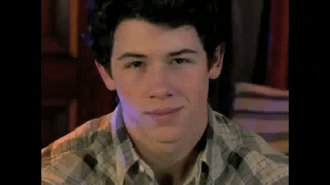 avidaemgif:  De longe ele faz assim:  ai eu:  ele se aproxima:  ai eu:  então ele