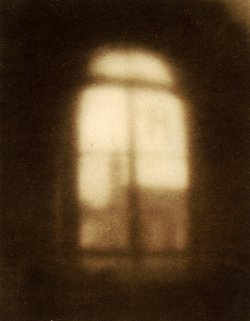 invisiblestories:  Image within the eye of a firefly, 1890  from Brought to Light: Photography and the Invisible, 1840-1900, an exhibition at the San Francisco Museum of Modern Art (via: harpy)  