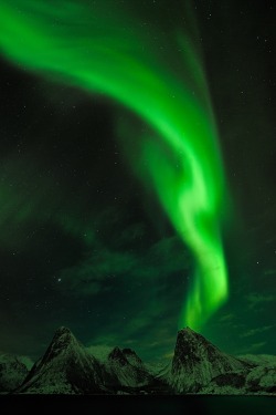 shogunpassion: shogunushuaia: Volcano by OdDoF 