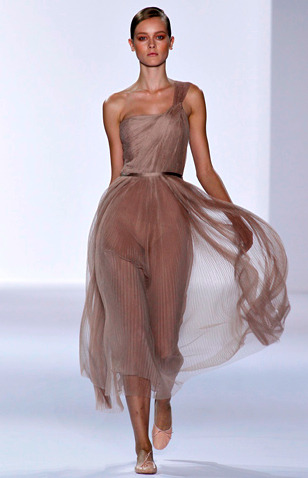from chloe ready-to-wear spring/summer 2011.