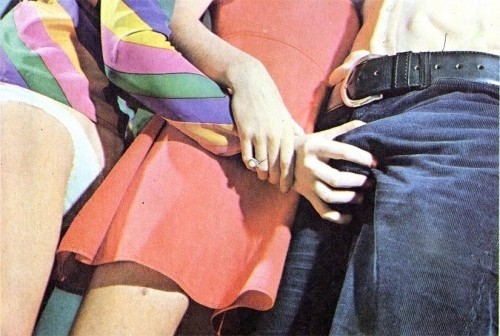 lady-business:  Handies.