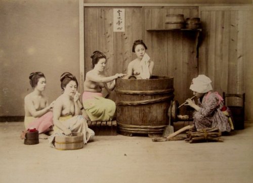 XXX turnofthecentury:  Japanese Bath House, c1880 photo