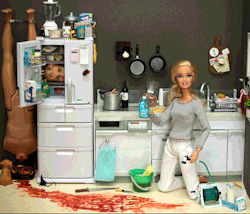 Disturbingimages:  Submitted By Bigmamablog:  Twisted Photography Of Barbie By