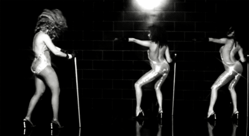 lawdtoday:  I walk like this ‘cause I can back it up.  