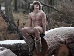 sublimecock:  Hunk on a log. 