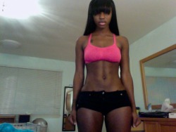 sheso:  kimmiexsweetie:  body is bangin !